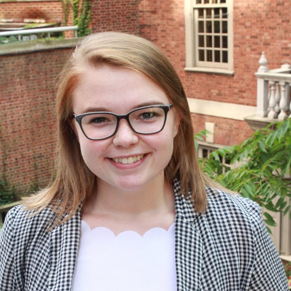 Meet your Posher, Alexis